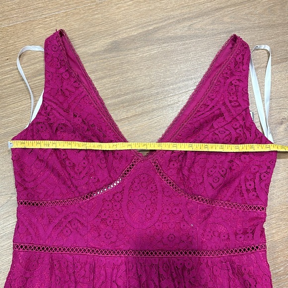 NWT David’s Bridal Studio Berry Lace A Line Midi Dress - Picture 7 of 7